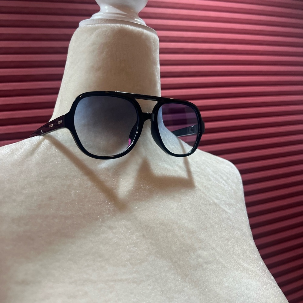Black Aviator Sunglasses